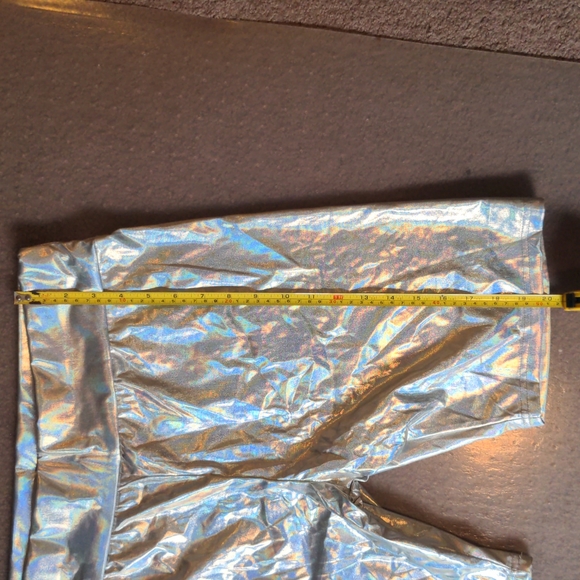 Rainbow Metallic Silver Shorts - Picture 5 of 8